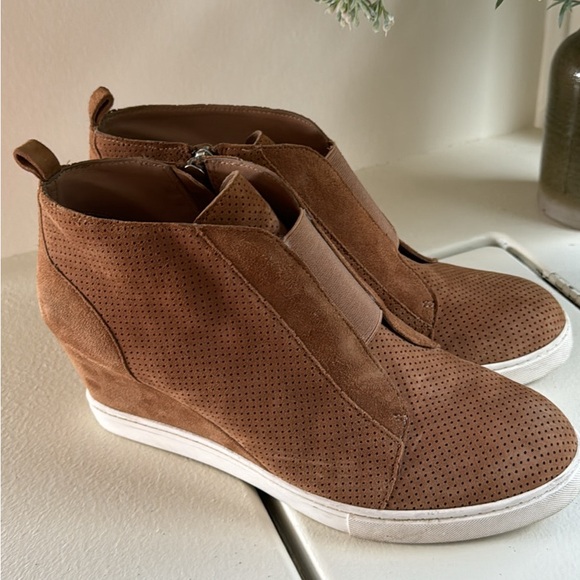 Like New! Paolo Linnea Suede Wedges - Picture 2 of 5
